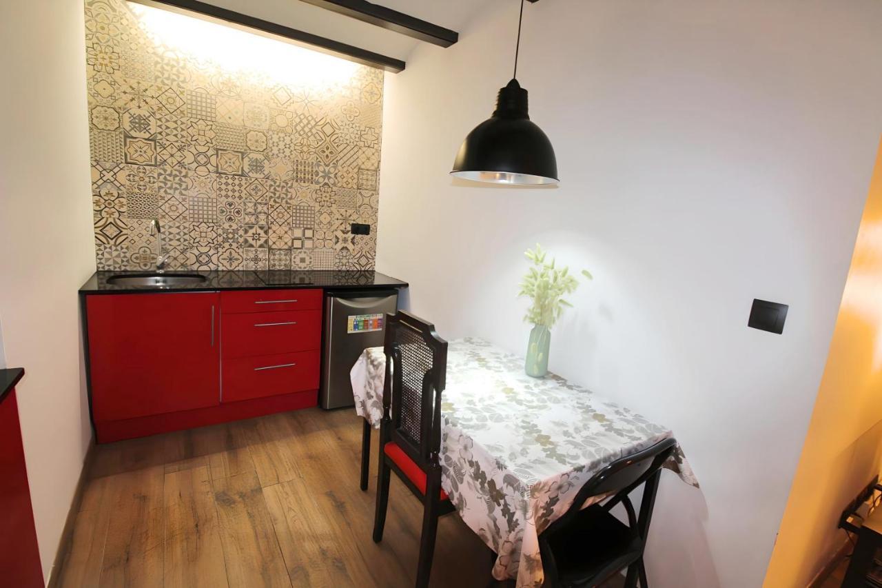Increible Con Terraza Al Lado De Torres De Quart Appartement *