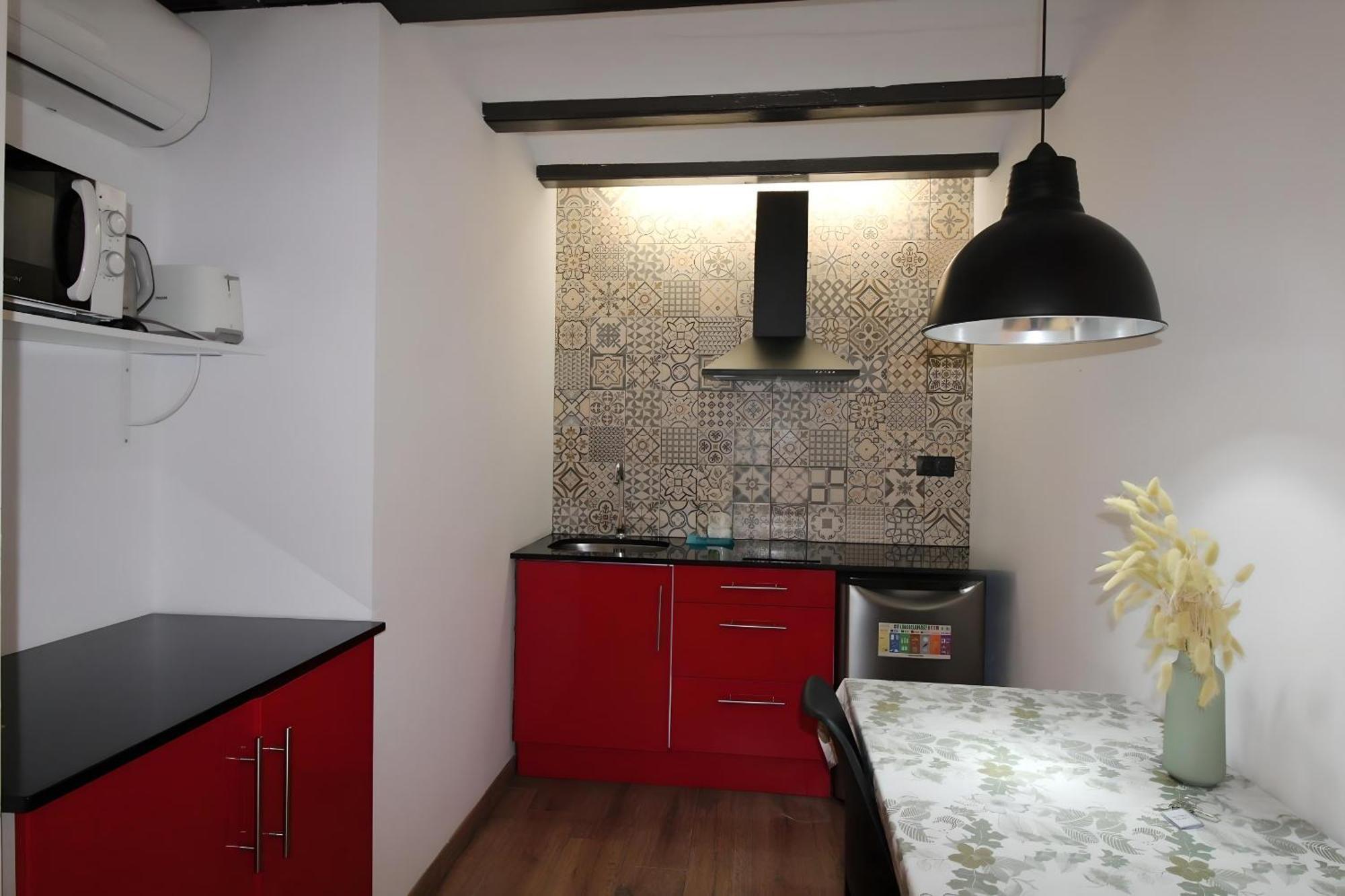 Increible Con Terraza Al Lado De Torres De Quart Appartement *